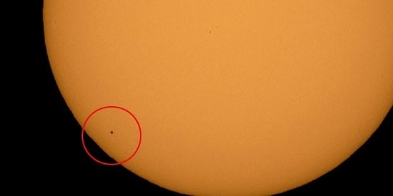 Merkür'ün Güneş ile Dünya Arasından Geçtiği Büyüleyici Anların Görüntüleri!