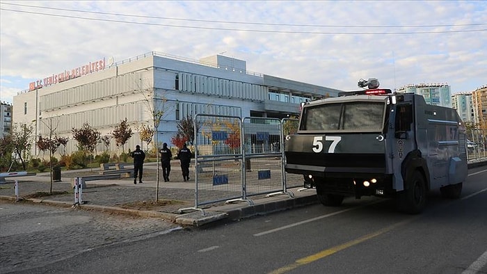 HDP'li 4 Belediye Başkanı Görevinden Alındı