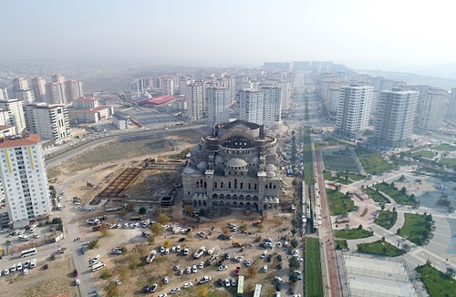 Gaziantep'te Cami İnşaatında İskele Çökmüştü: Enkaz Altında Kalan Mühendisi Arama Çalışmaları Sürüyor