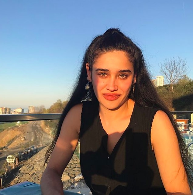Meltem Miraloğlu'nun Amerika’da yaşamak ve Green Card sahibi olmak için 80 yaşındaki Patrick ile evlendiği ortaya çıkmış ve hepimizi şoka uğratmıştı.