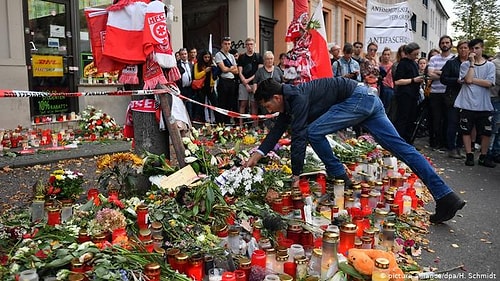 Almanya'da Irkçı Saldırı Sonucunda Bir Müşterinin Hayatını Kaybettiği Döner Büfesi Çalışanlara Devredildi