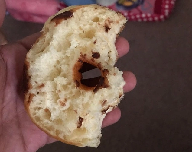 “Kızıma bir çikolatalı çörek alabileceğini ama yarısını bana vermesi gerektiğini söyledim. Bir dahaki sefere daha net olmam gerekiyor.”