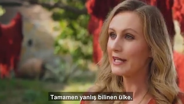İletişim Başkanı Fahrettin Altun da filmi, "Türkiye'de yaşayan yabancılardan ülkemizdeki deneyimlerini 3 kelimeyle anlatmalarını istedik." mesajıyla Twitter hesabından paylaştı.