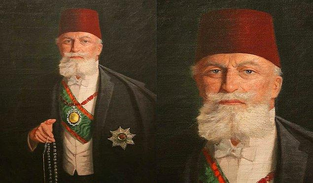 1922 - Türkiye Büyük Millet Meclisi, Abdülmecid Efendi'yi halife olarak seçti.