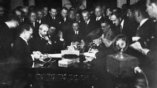 1922 - Lozan Konferansı'nın açılış töreni yapıldı.