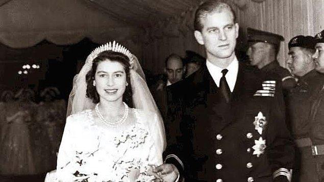 1947 - II. Elizabeth ile Philip Mountbatten Wesminster Katedrali'nde evlendiler.
