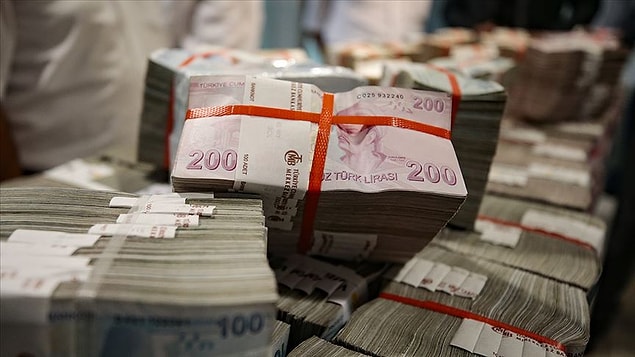 Gelir vergisinde üst dilim yüzde 35'ten yüzde 40'a yükseldi