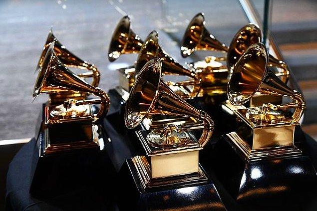 Müzik ödüllerinin "Oscar"ı olarak nitelendirilen Grammy ödüllerine aday gösterilmesi ile gündeme bomba gibi düştüler.