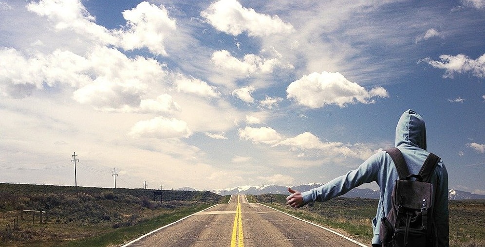 Zorlu Yolları Aşıp Hiç Para Kullanmadan Berlin'e Ulaşmayı Başarabilecek misin?