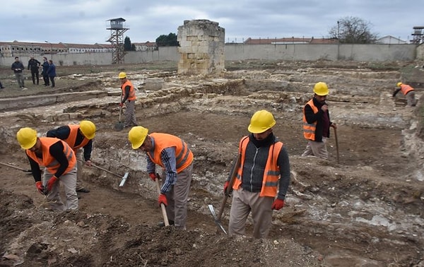 'Restorasyon konusunda eğitim verilmekte'