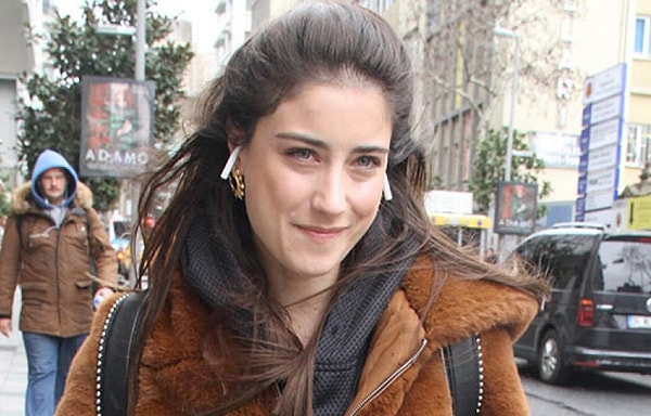 По результатам рейтинга 4 континентов и 35 разных стран в период с мая 2011 по май 2016 года, она снова заняла 6 место из 10 в списке самых популярных актрис.