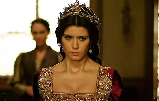 Факты из жизни известной турецкой актрисы Берен Саат