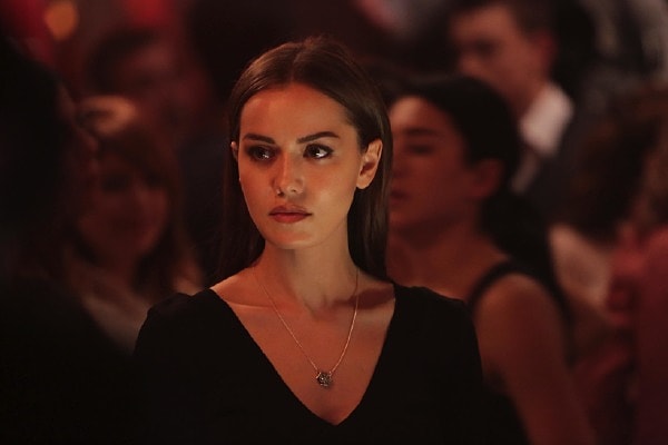 Сельви / Фахрийе Эвджен