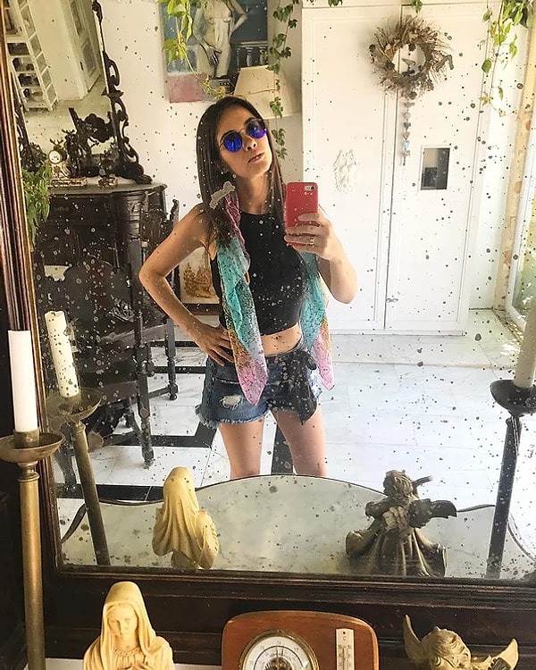 9. Ханде Сорал