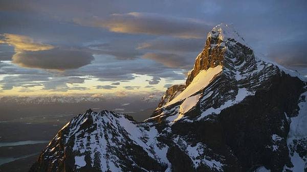 14. And Dağları dünyanın en uzun dağ sırasıdır.