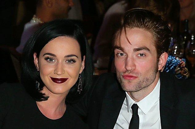 22. Robert Pattinson ve Katy Perry, bir düğünün prova yemeğine katıldı.
