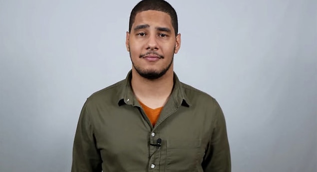 Sizleri Aaron Smith ile tanıştıralım. Kendisi 32 yaşında ve Kuzey Carolina, ABD’de yaşıyor.