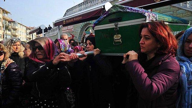 24 Kasım günü yaşam mücadelesini kaybeden Arslan, “25 Kasım Kadına Yönelik Şiddete Karşı Mücadele Günü”nde kadınların omuzlarında son yolculuğuna uğurlanmıştı.