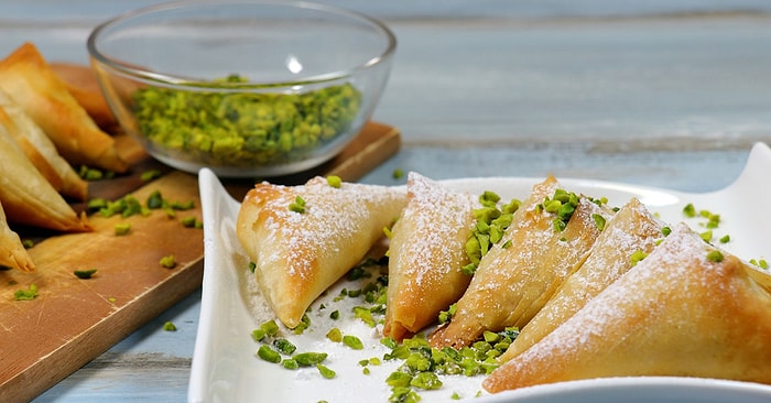 Baklava Aşkınıza En Kolay Yoldan Ulaşın! Baklavalık Yufkadan Şöbiyet Nasıl Yapılır?