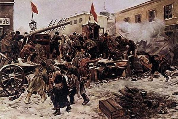 1905 - Moskova Ayaklanması başladı. Moskova’ya giren Çarlık Ordularıyla ayaklanmacılar arasında kıyasıya çarpışmalar yaşandı.