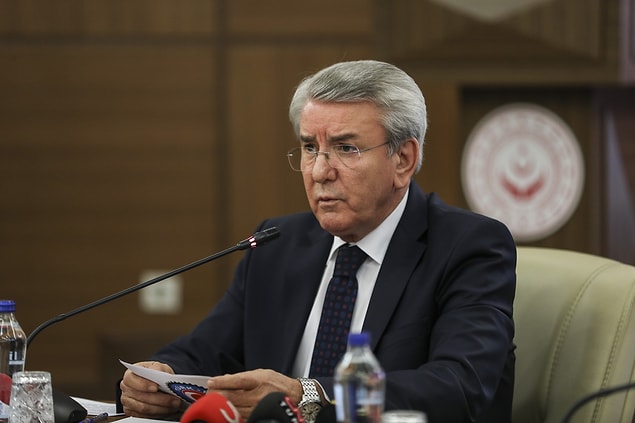Türk-İş: "Alırken kepçe, verirken kaşık"