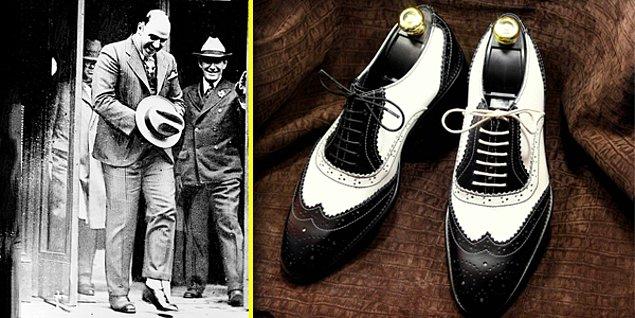 10. Dünyaca ünlü İtalyan asıllı mafya lideri Al Capone, illegallik ile modayı birleştirdi. Bu ayakkabılar onunla birlikte tüm dünyaya yayıldı.
