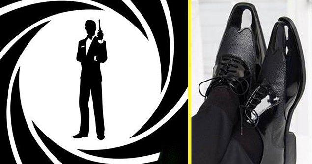 16. James Bond'un vazgeçemediği ayakkabıları da en ikonik parçalardan biri.
