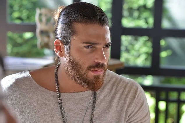 Turgut, “Can çizmeyi aştı. Yaptığı açıklamalar talihsizdi. Diziyi eylüle kadar rafa kaldırıyoruz.” diyerek Yaman'ın açıklamalarına tepki gösterdi.