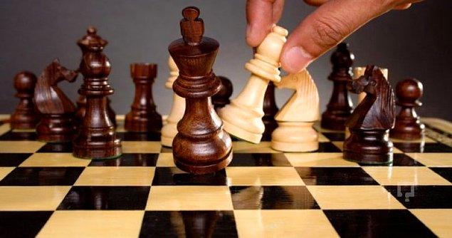 16. Strateji oyunları hoşunuza gidiyorsa satranç, mangala gibi oyunları da deneyebilirsiniz.