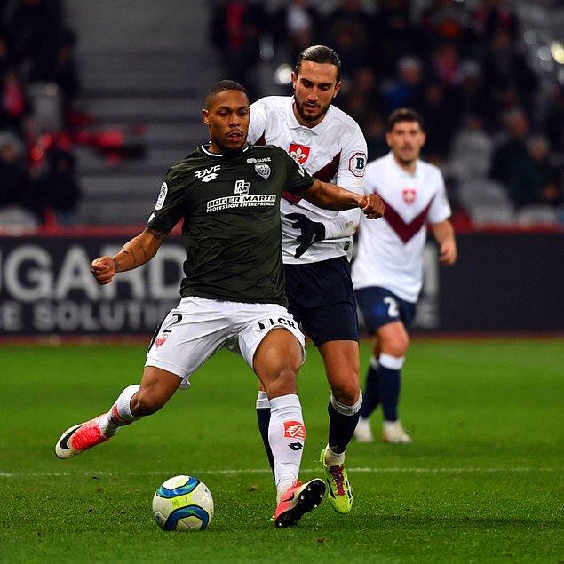 Lille, 15. hafta maçında evinde Dijon'u 1-0'la geçerken, Yusuf Yazıcı 71 dakika sahada kaldı.