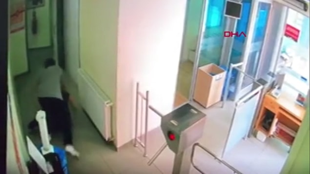 İddianame: Çocuğu yere yatırıp vurmaya devam etti