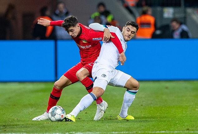 Schalke 04'ün deplasmanda Bayer Leverkusen'e 2-1 yenildiği maçta, Ozan Kabak 90 dakika sahada kaldı.