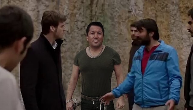 3. Ayıp diil mi lan Murat abinizin mektubunu okuyore.