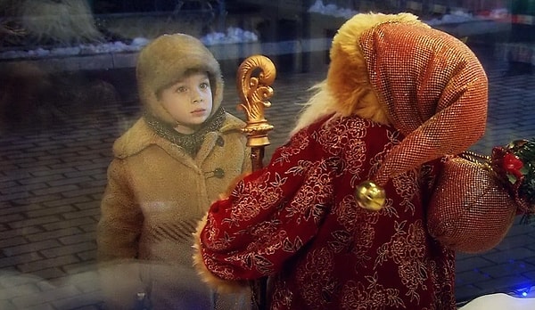 8. Моя мама Снегурочка