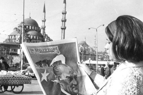 16. Cumhuriyetin 50. yılından bir kare, İstanbul, 1973.