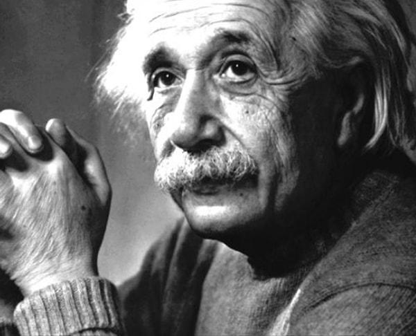 1. Einstein, İsrail tarafından yapılan başkanlık teklifini geri çevirmiştir.