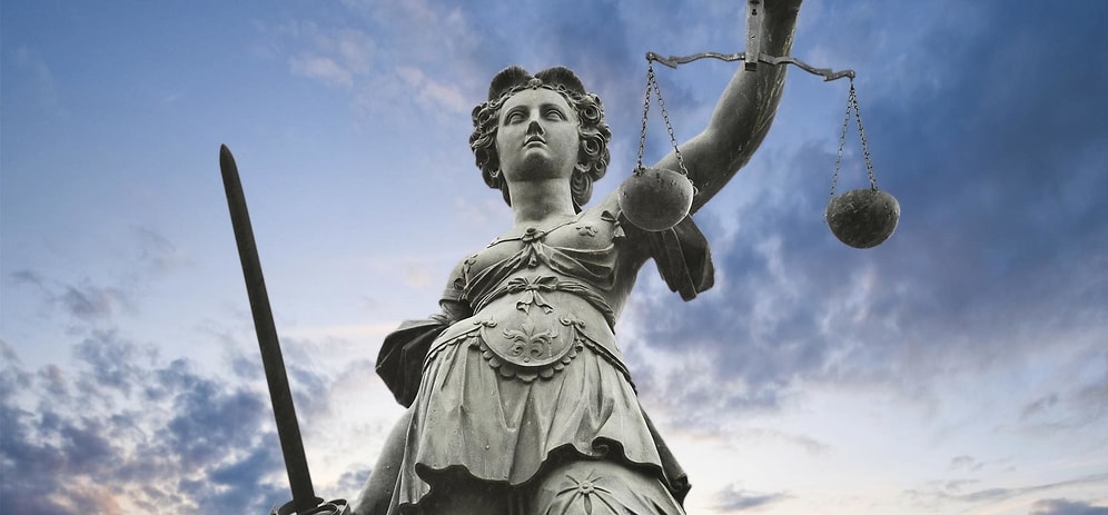 Savcıdan Tecavüz Mağduru Kadına: 'Sen de Kadınsın Ben de Kadınım, Ben Neden Tecavüze Uğramıyorum?'