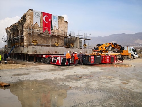 Sular Altında Kalacak 12 Bin Yıllık Hasankeyf'teki Son Eser Er-Rızk Camii Taşınıyor