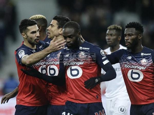 Lille, 18. hafta maçında evinde Montpellier'i 2-1'le geçerken, Zeki Çelik 90 dakika görev yaptı.