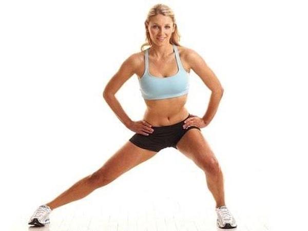 2. Lateral lunge: