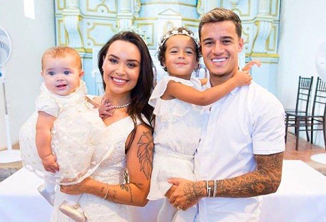 Bavyera'nın yerel basınına göre Brezilyalı futbolcunun bu mesaja dönmesi imkansız. Çünkü 2012'den beri mutlu bir evliliği ve çocukları var.
