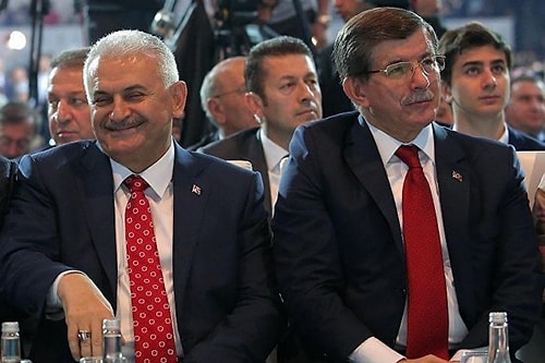 Davutoğlu'ndan Şehir Üniversitesi Açıklaması: 'Kredi, Yıldırım'ın Başbakanlığı Döneminde Alındı'