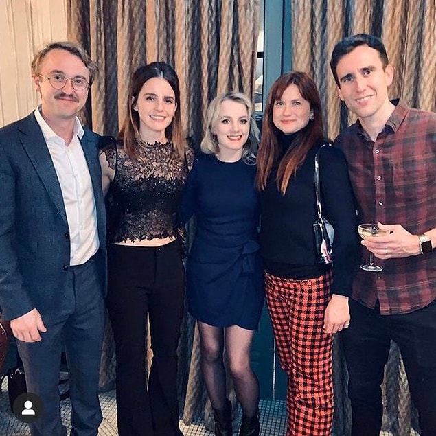Emma, Evanna ve Bonnie her zamanki gibi muhteşem görünüyorlar. Ama Tom Felton'ın bıyığını saatlerce konuşabiliriz misal.