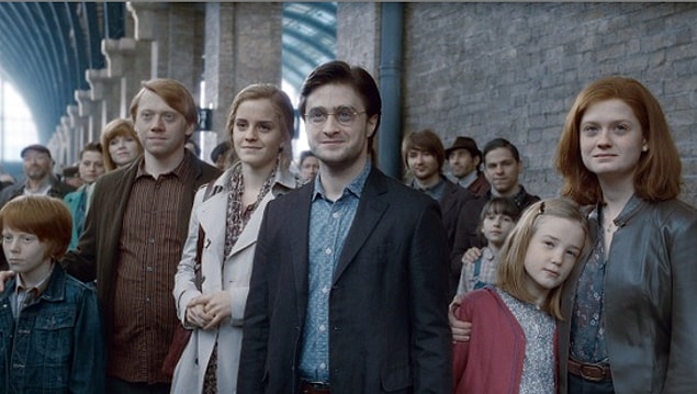 Çocukluk ve gençlik yıllarımızın biricik yoldaşı, muhteşem kurgusu ve efsane karakterleriyle ufkumuzu kat be kat açmış Harry Potter serisine saygı ve sevgimiz malumunuz.