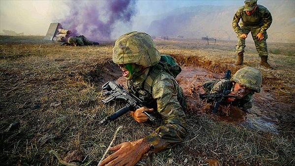 'Yanlışlık oldu' denilerek maaşları kesildi