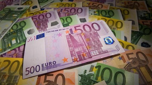 Taşınabilir radyo alıcılarından 2 euro ücret alınacak