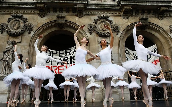 Paris Operası Dansçılarından Muazzam Grev Dansı!