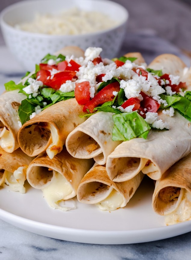 Köfteli Tortilla Çubukları tarifi;