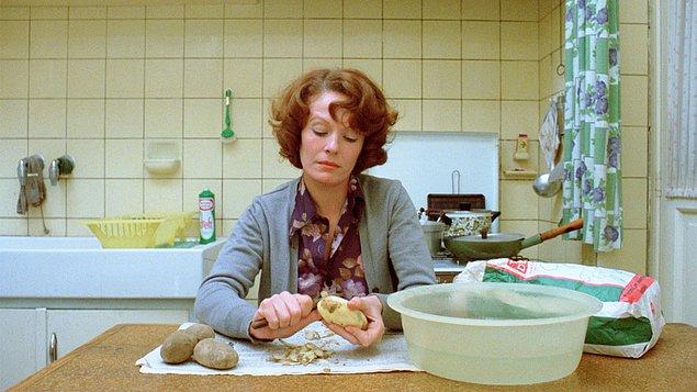 3. Jeanne Dielman (Chantal Akerman, 1975) - IMDb 7,8