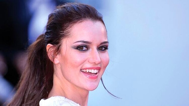 76. Fahriye Evcen